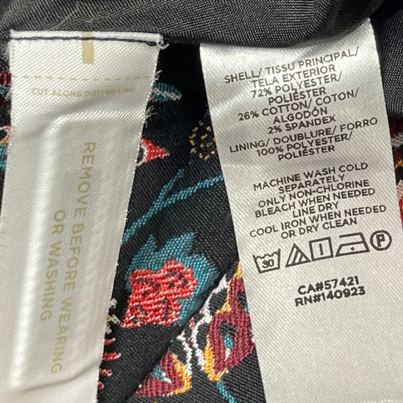 LOFT Boho Floral Tapestry Print Mini Skirt Size 16T - Picture 3 of 8